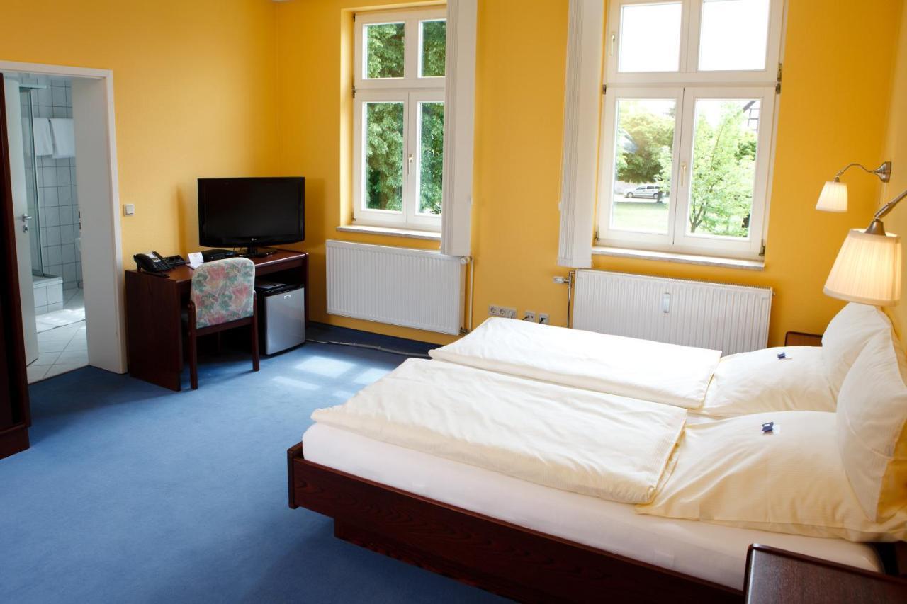 Landhotel Zum Pottkuchen Kalbe  Εξωτερικό φωτογραφία