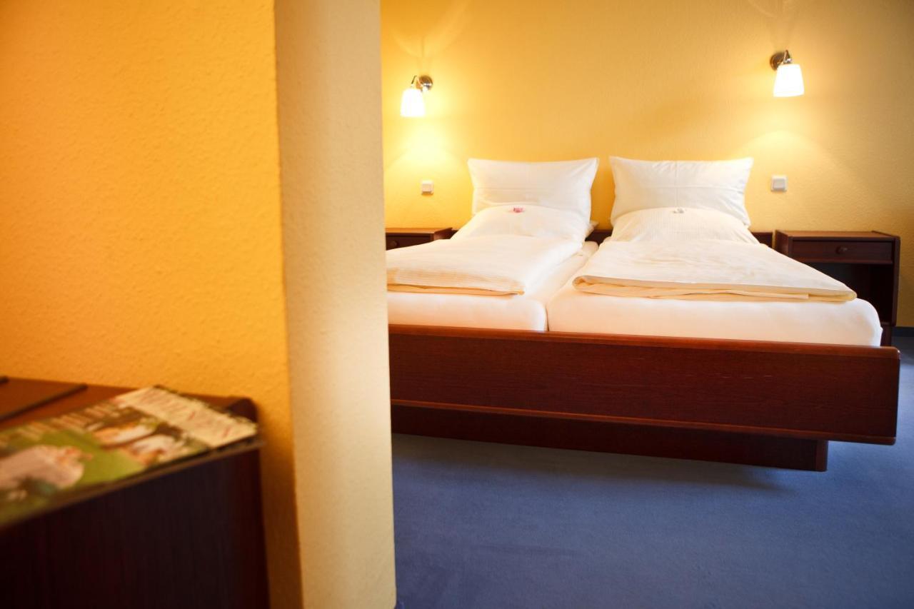 Landhotel Zum Pottkuchen Kalbe  Εξωτερικό φωτογραφία