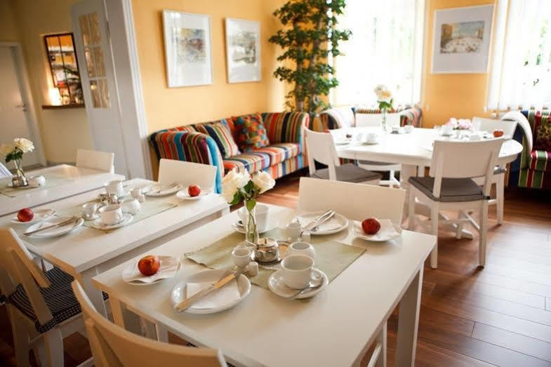 Landhotel Zum Pottkuchen Kalbe  Εξωτερικό φωτογραφία